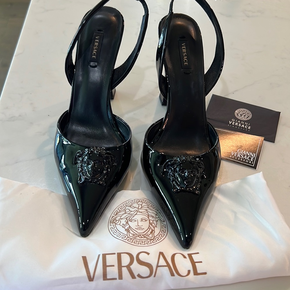 Versace Medusa black heels size 10